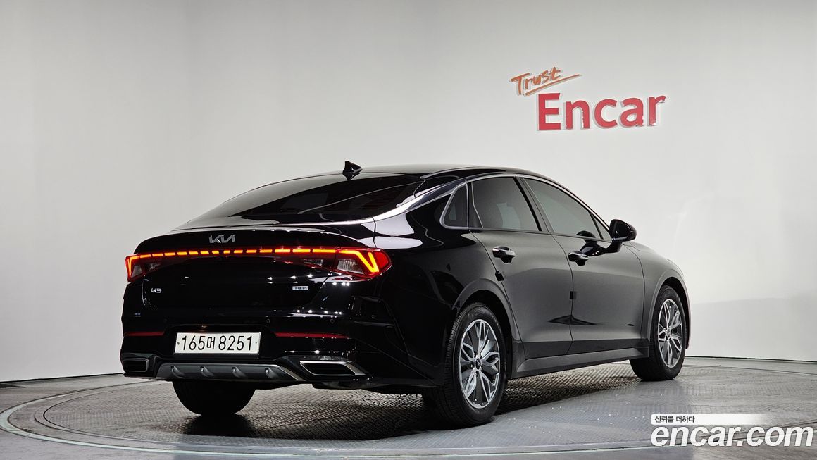 Kia K5 2023