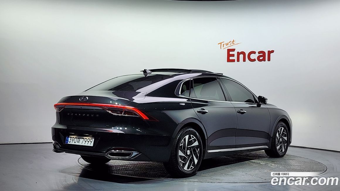 Hyundai Grandeur 2022