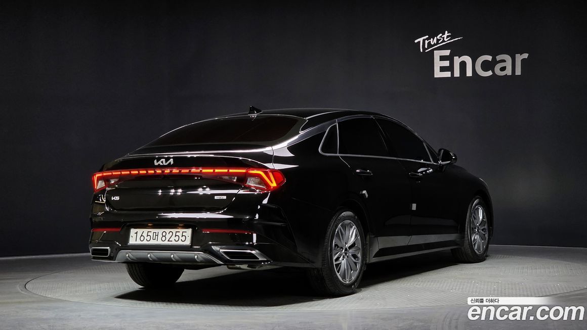 Kia K5 2023