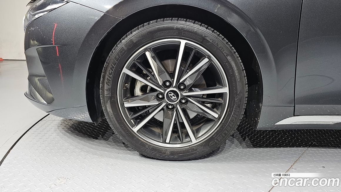 Hyundai Grandeur 2021