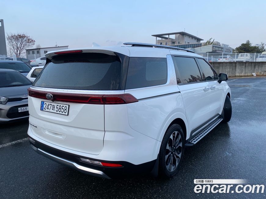 Kia Canival 2021