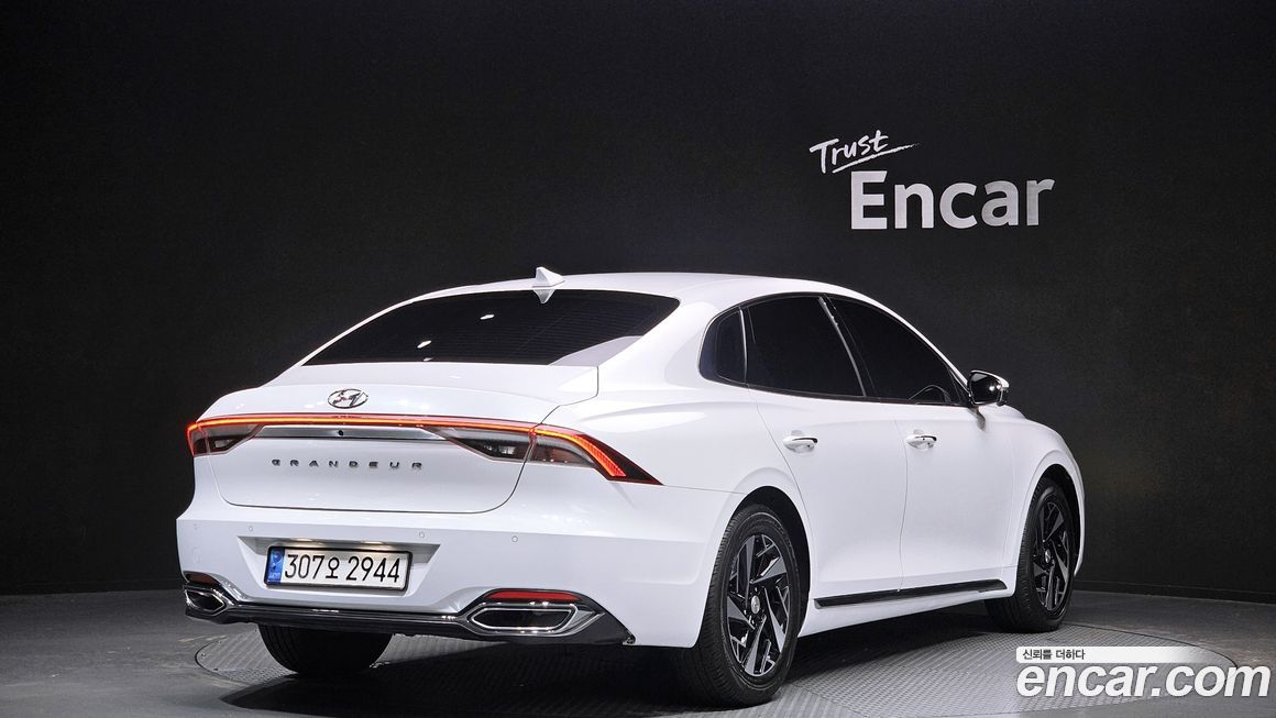 Hyundai Grandeur 2022