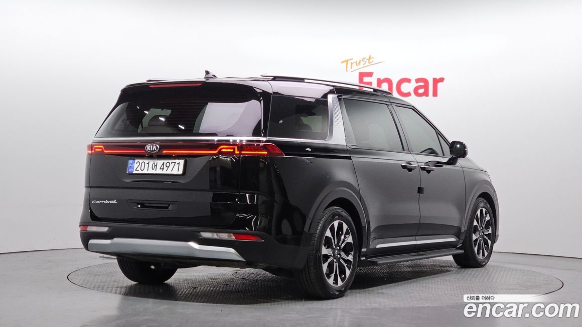 Kia Canival 2021