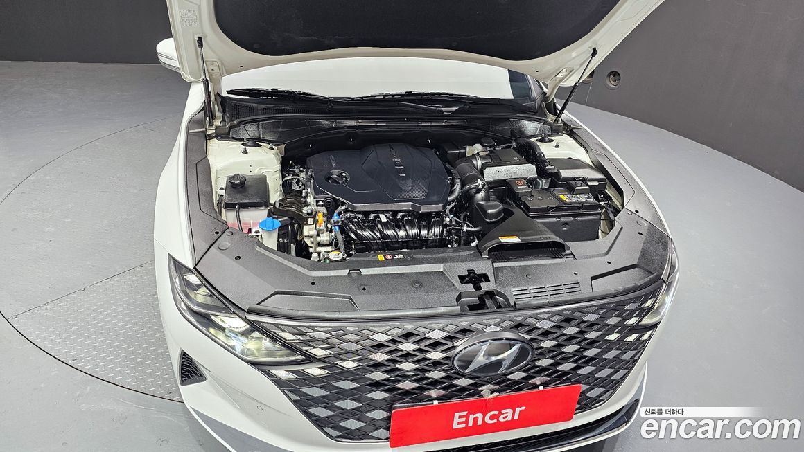 Hyundai Grandeur 2022