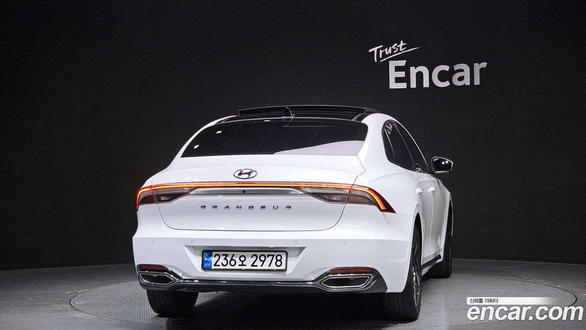 Hyundai Grandeur 2022