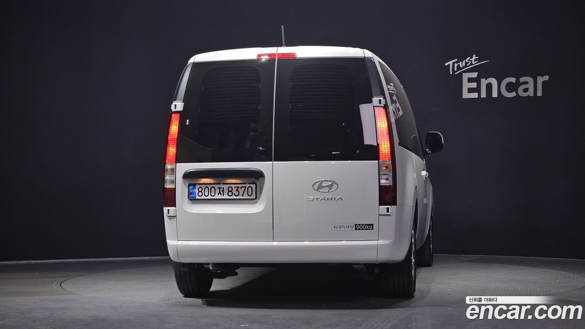 Hyundai Staria 2025