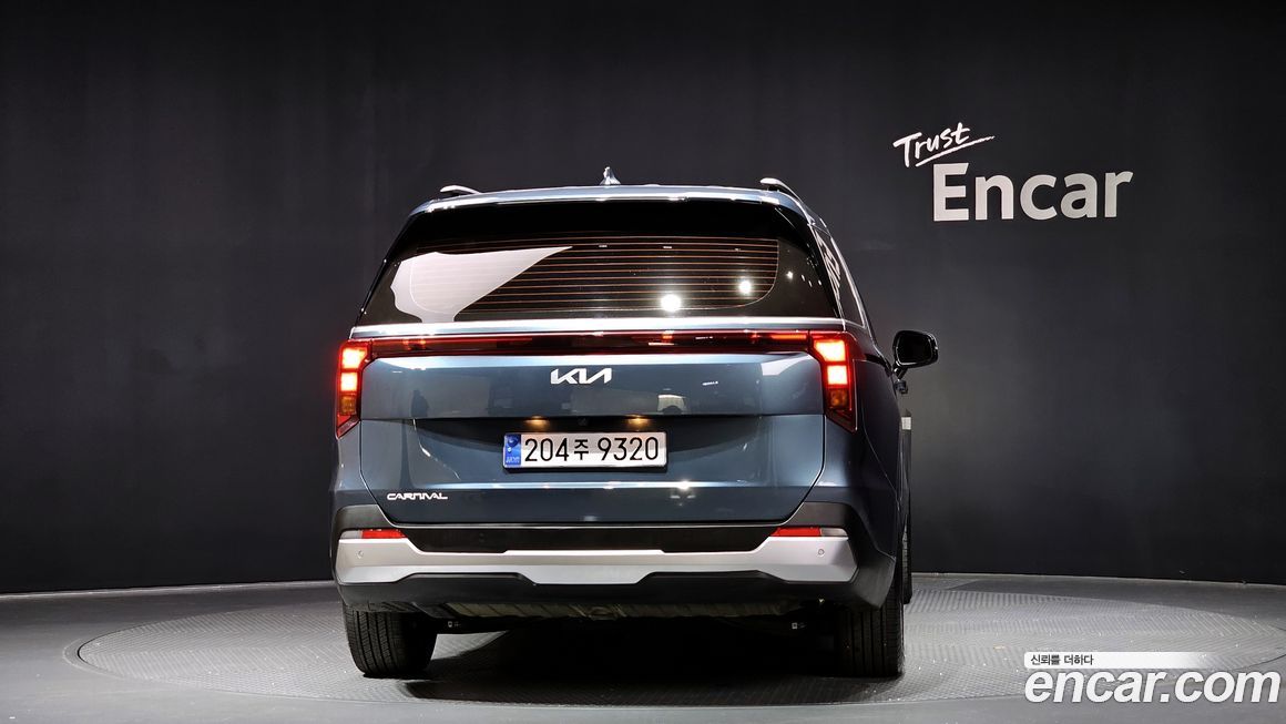 Kia Canival 2025