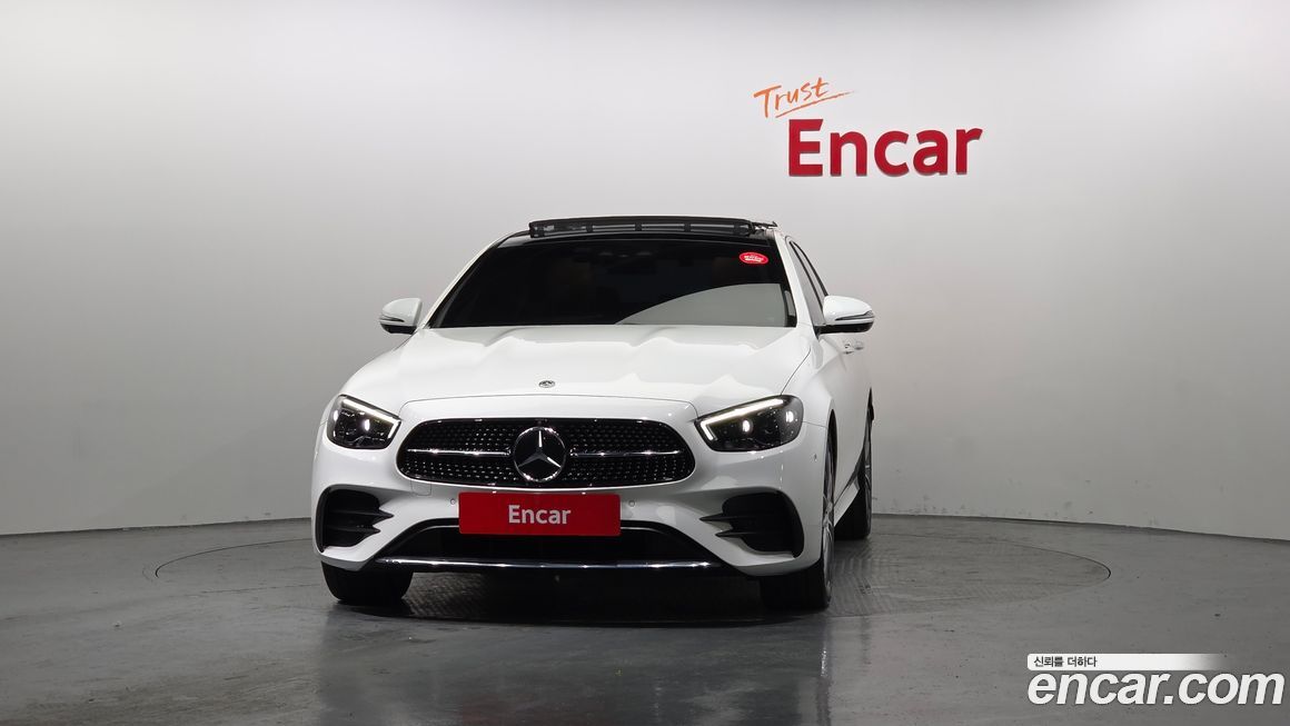 Mercedes-Benz E-Class 2021