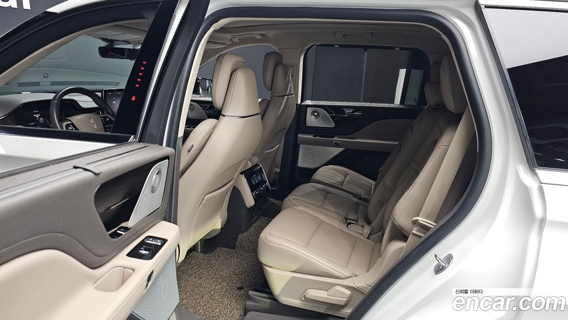 Lincoln Aviator 2021