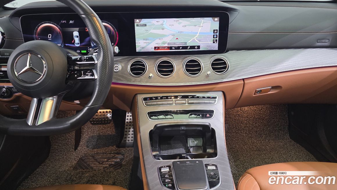 Mercedes-Benz E-Class 2021