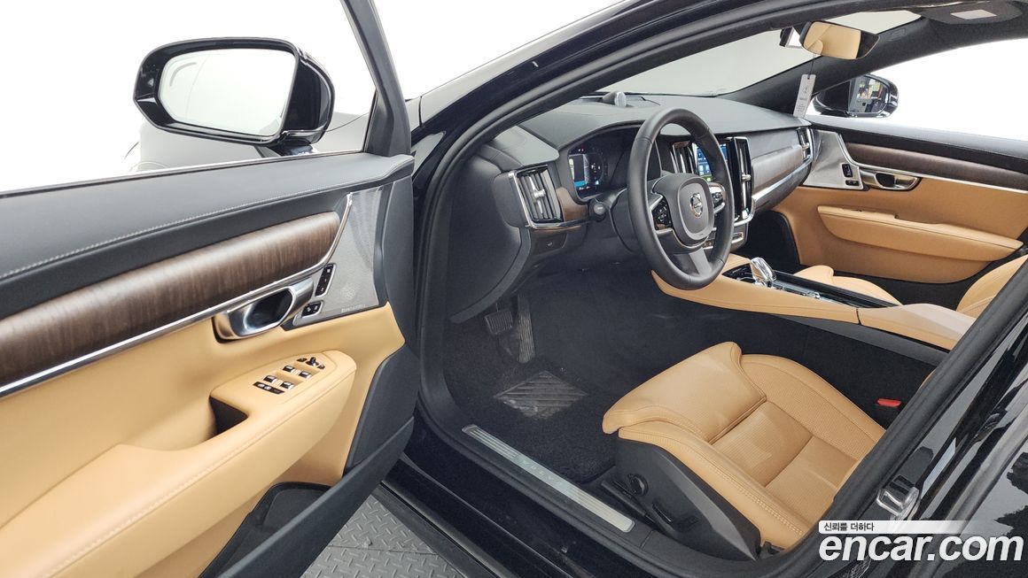 Volvo S90 2023