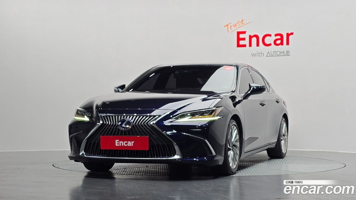 Lexus ES 2019