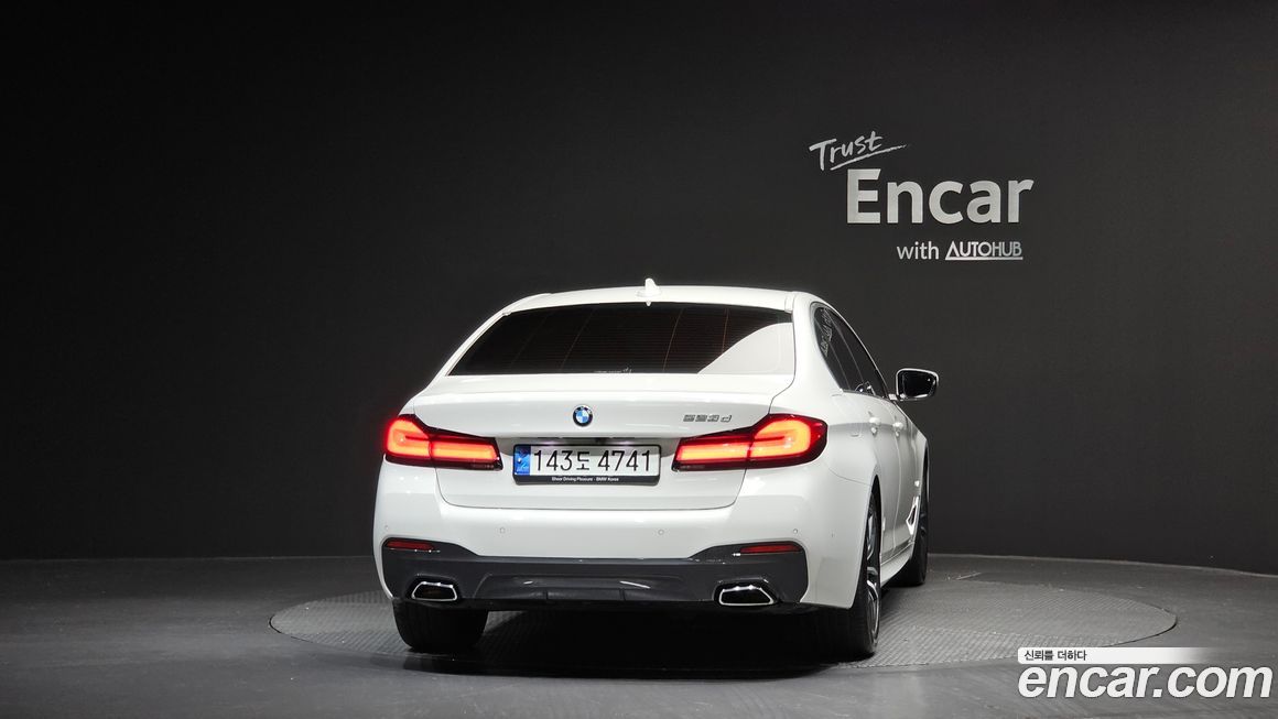 BMW 5-Series 2021