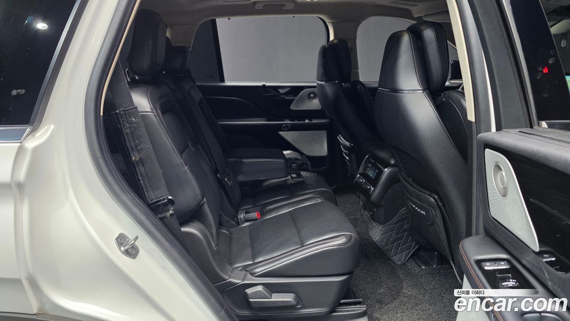 Lincoln Aviator 2021