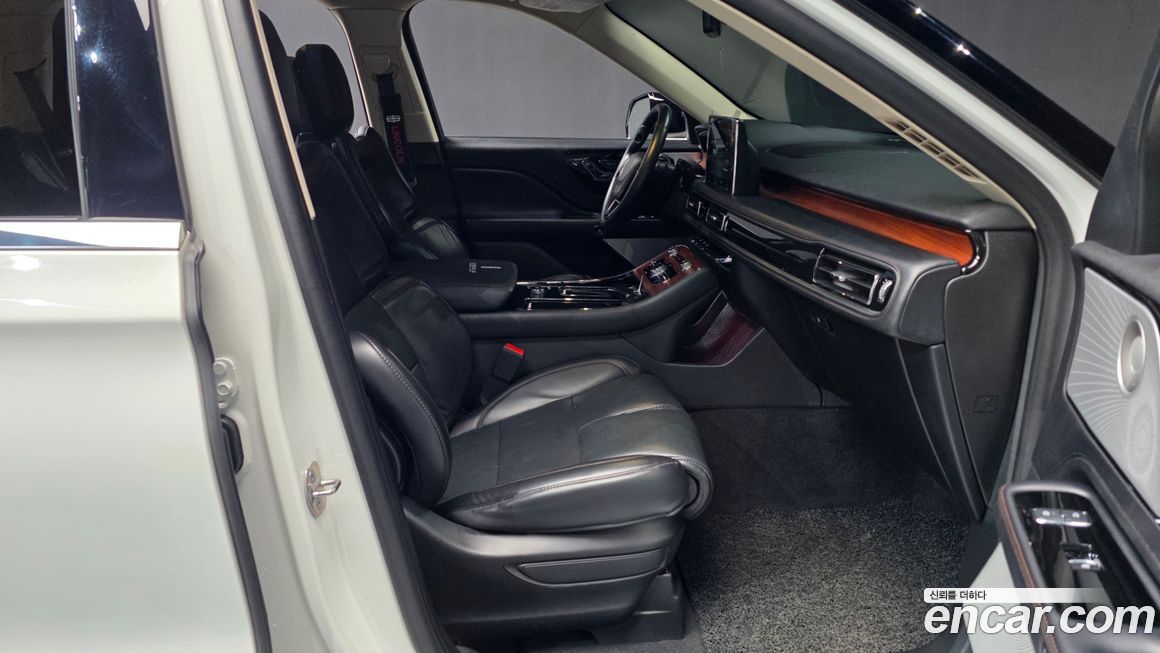 Lincoln Aviator 2021