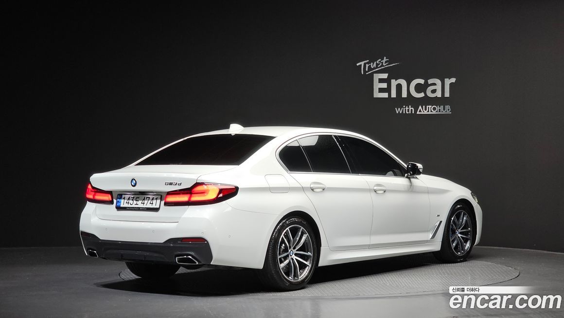 BMW 5-Series 2021