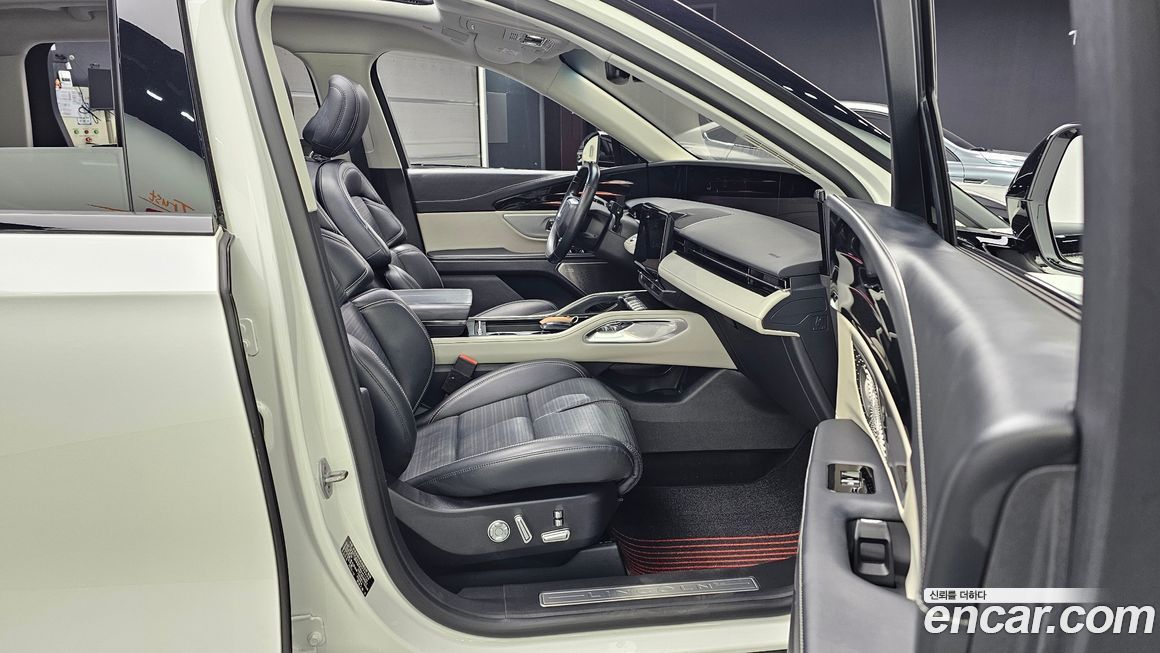 Lincoln Nautilus 2024