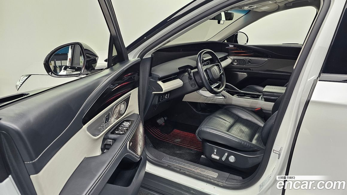 Lincoln Nautilus 2024