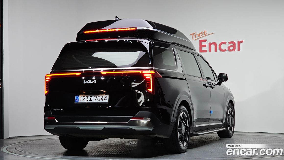 Kia Canival 2024