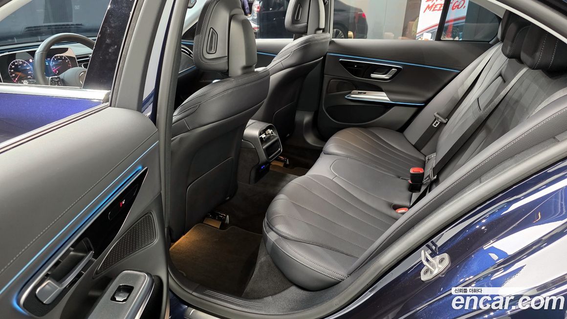 Mercedes-Benz E-Class 2025