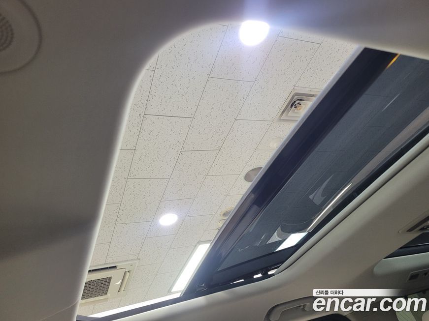 Land Rover Discovery 2022