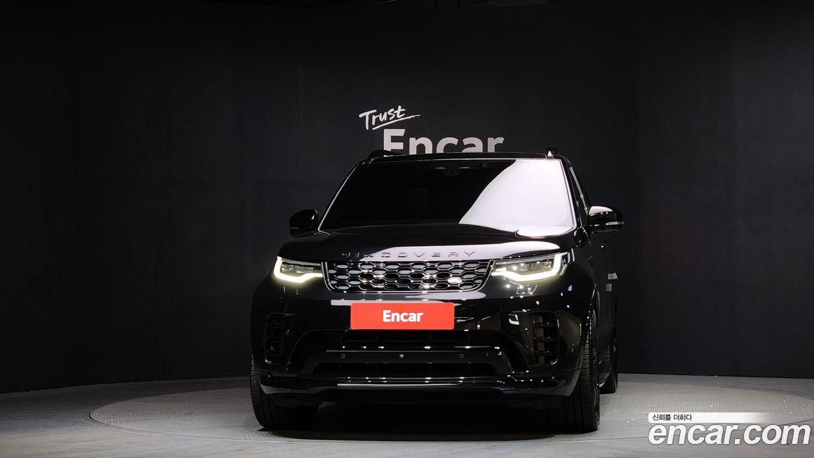 Land Rover Discovery 2024