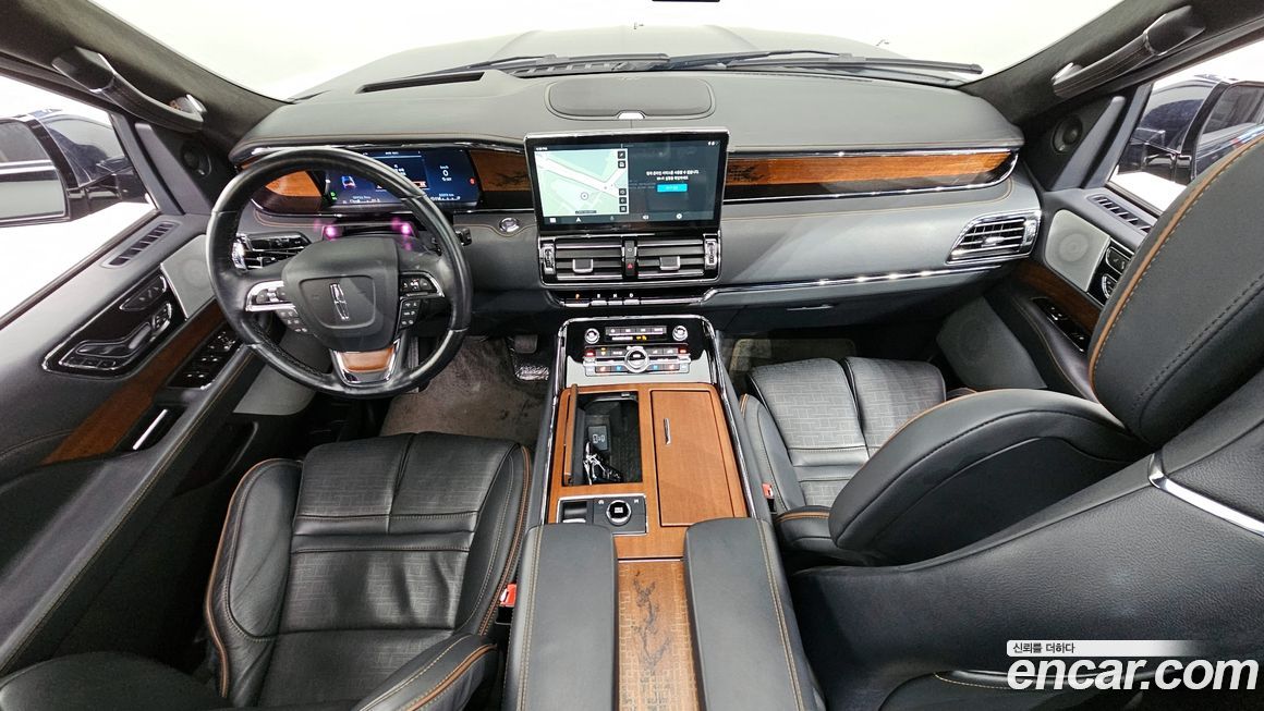 Lincoln Navigator 2023