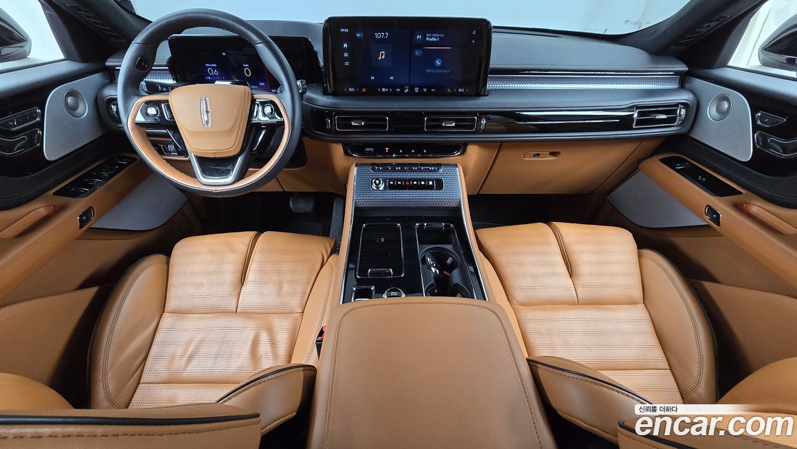 Lincoln Aviator 2025