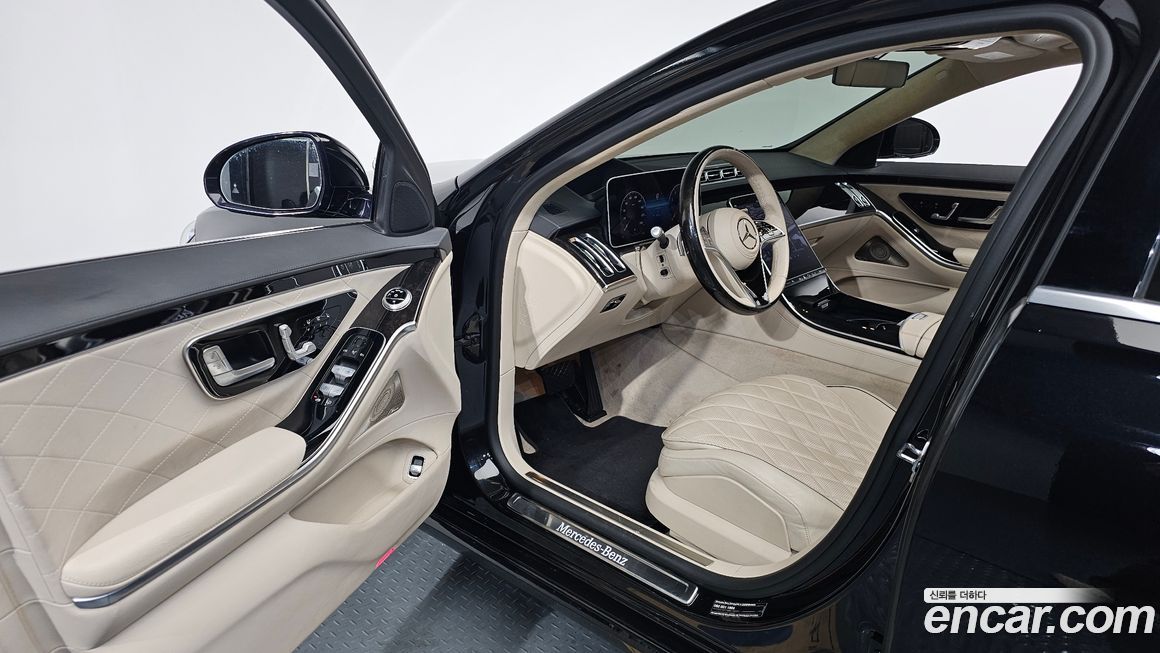 Mercedes-Benz S-Class 2022