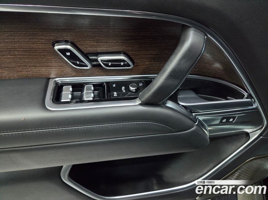 Land Rover Range Rover 2023