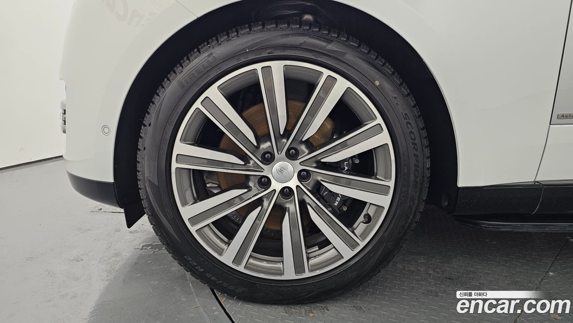 Land Rover Range Rover 2024