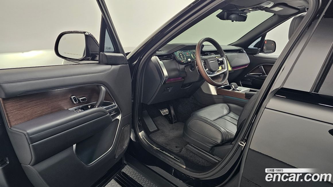 Land Rover Range Rover 2025