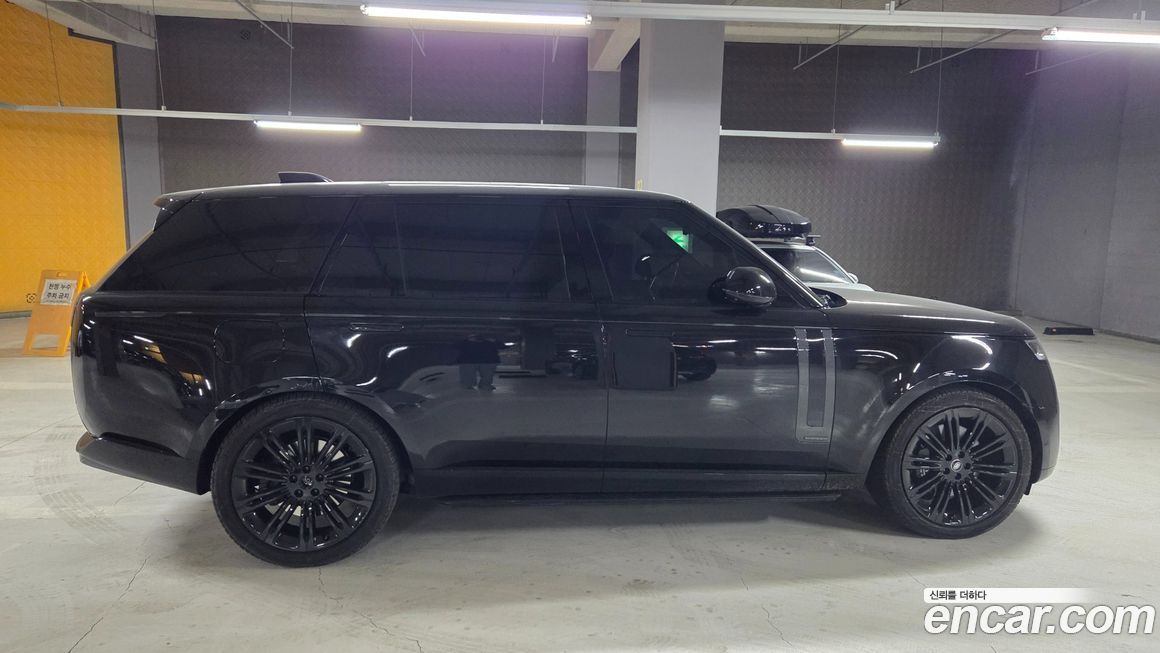 Land Rover Range Rover 2024