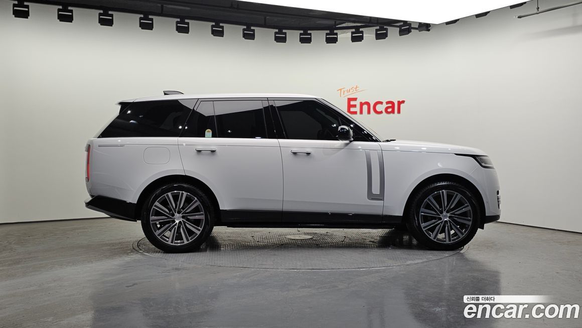 Land Rover Range Rover 2024