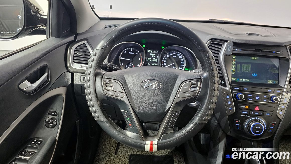 Hyundai Santafe 2016