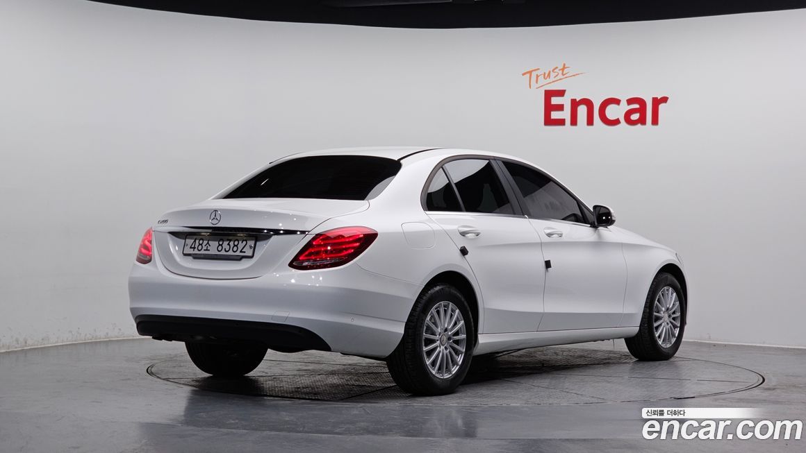 Mercedes-Benz C-Class 2015