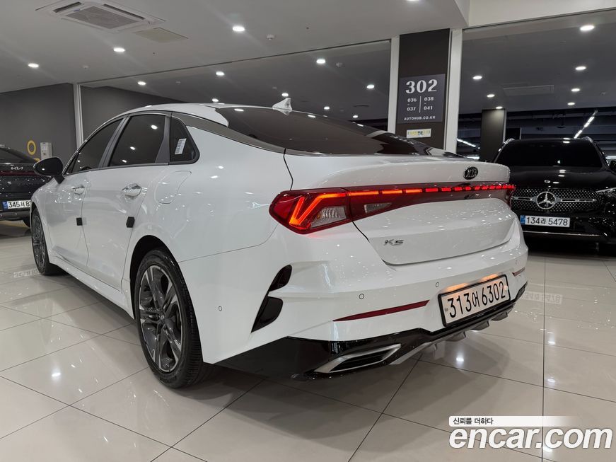 Kia K5 2021