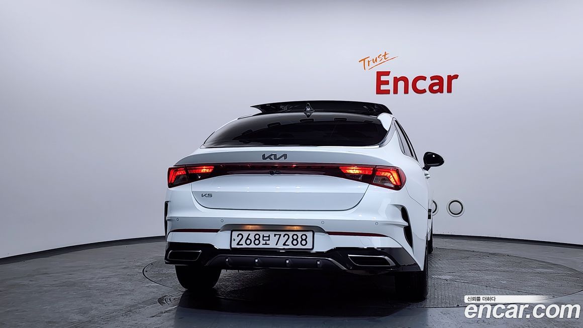 Kia K5 2023