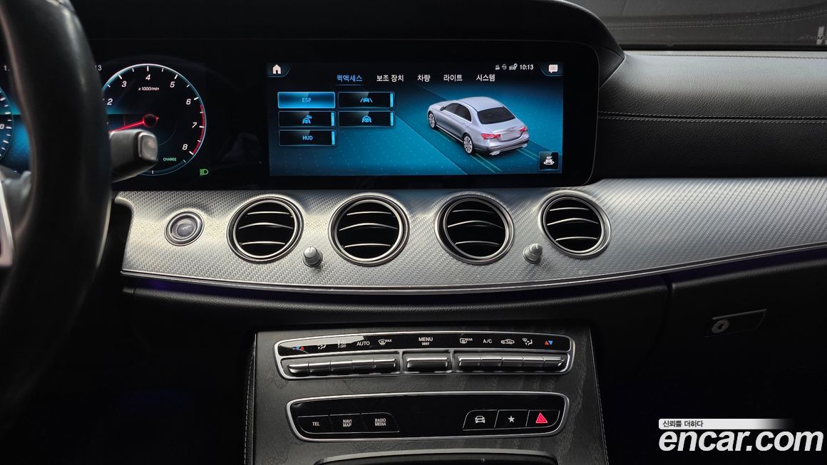 Mercedes-Benz E-Class 2021