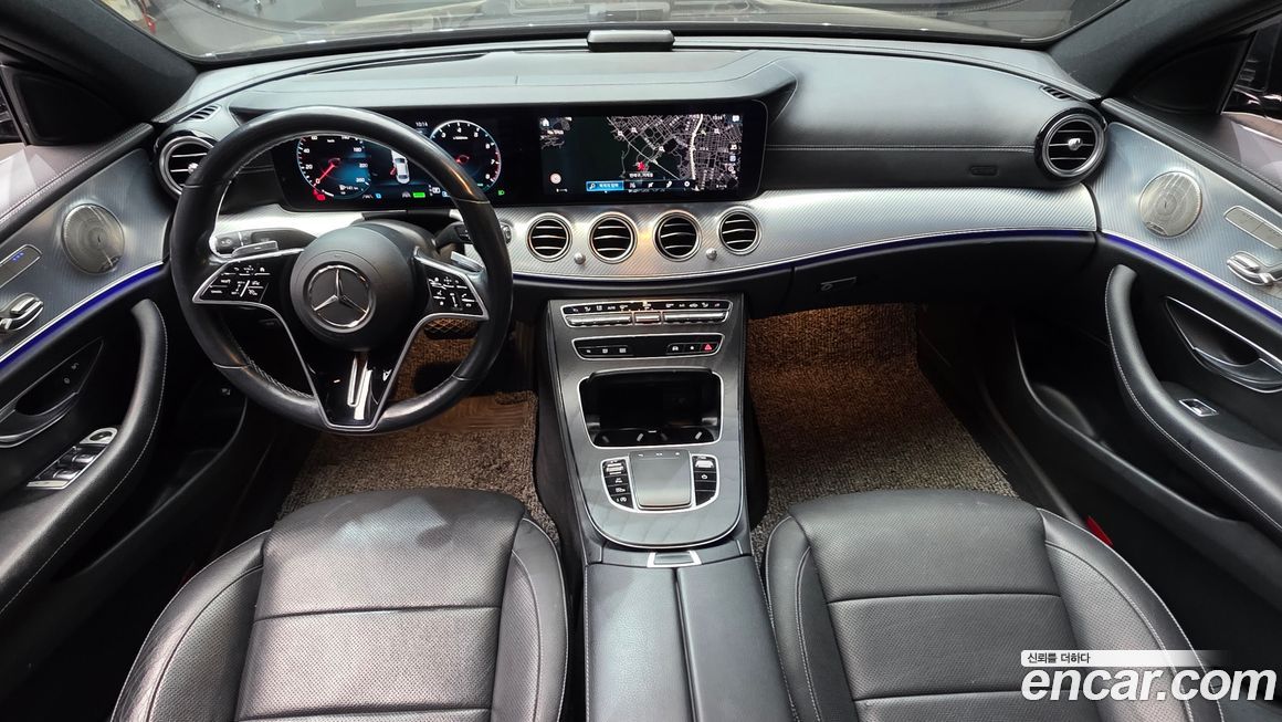 Mercedes-Benz E-Class 2021