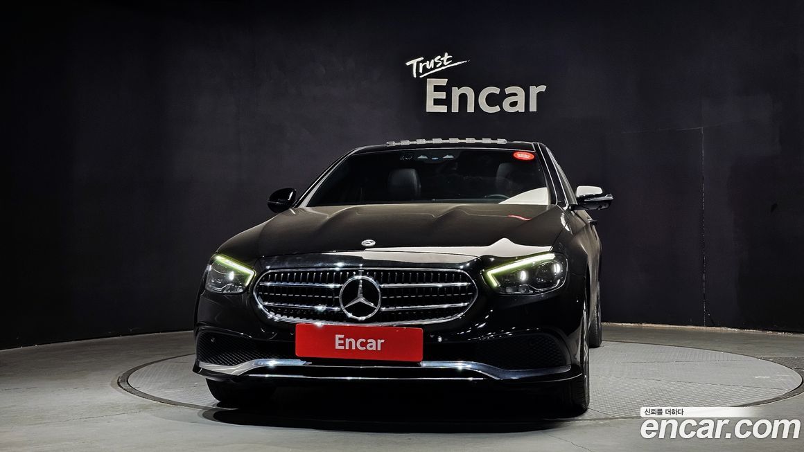 Mercedes-Benz E-Class 2021