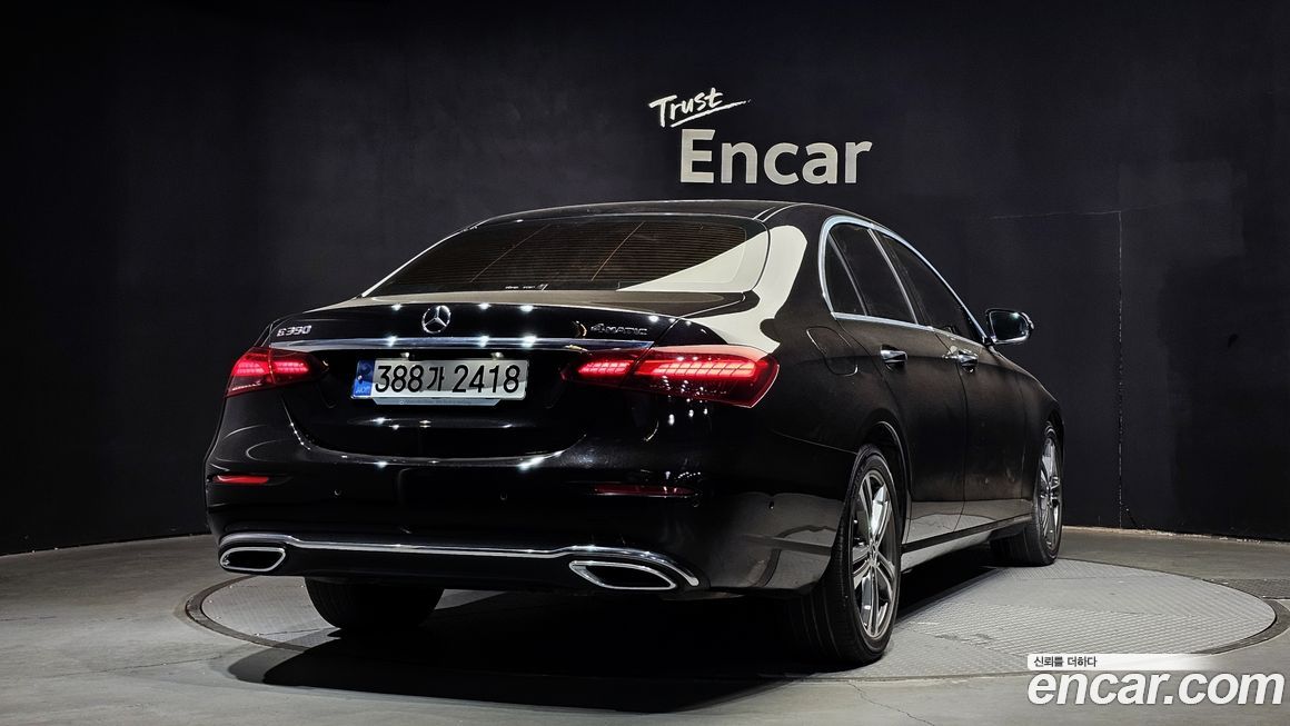 Mercedes-Benz E-Class 2021