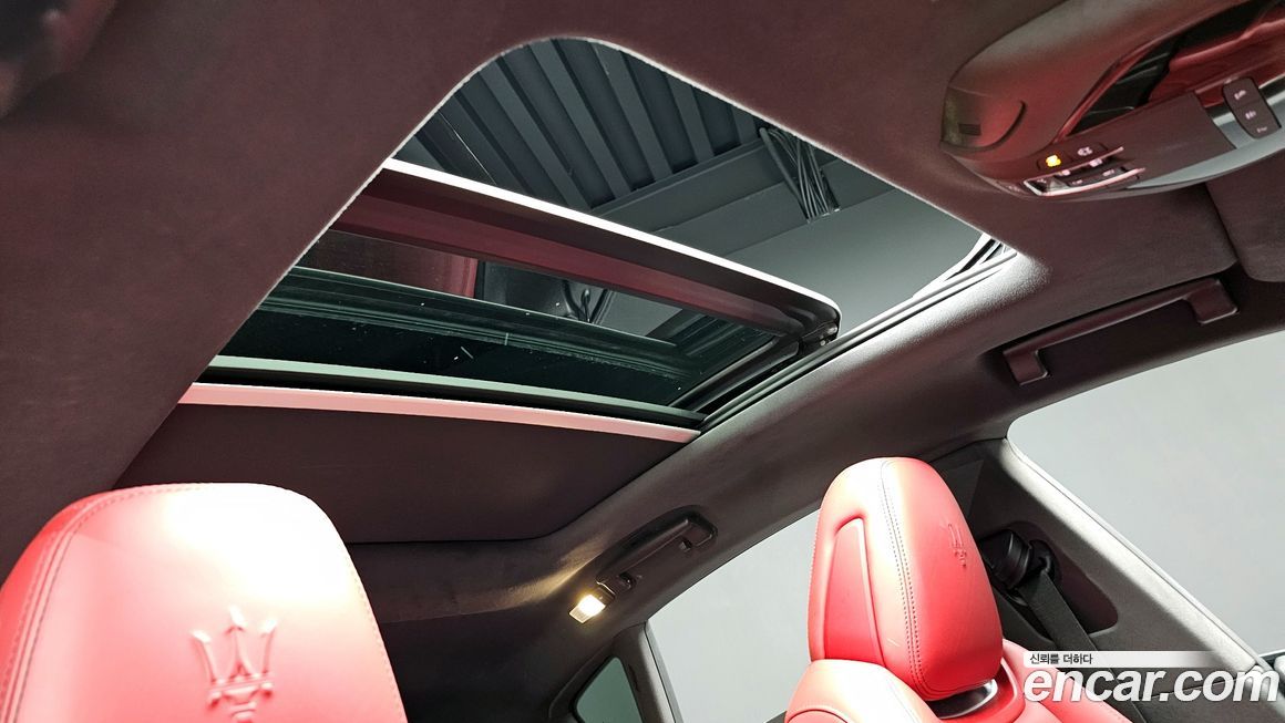 Maserati Levante 2022