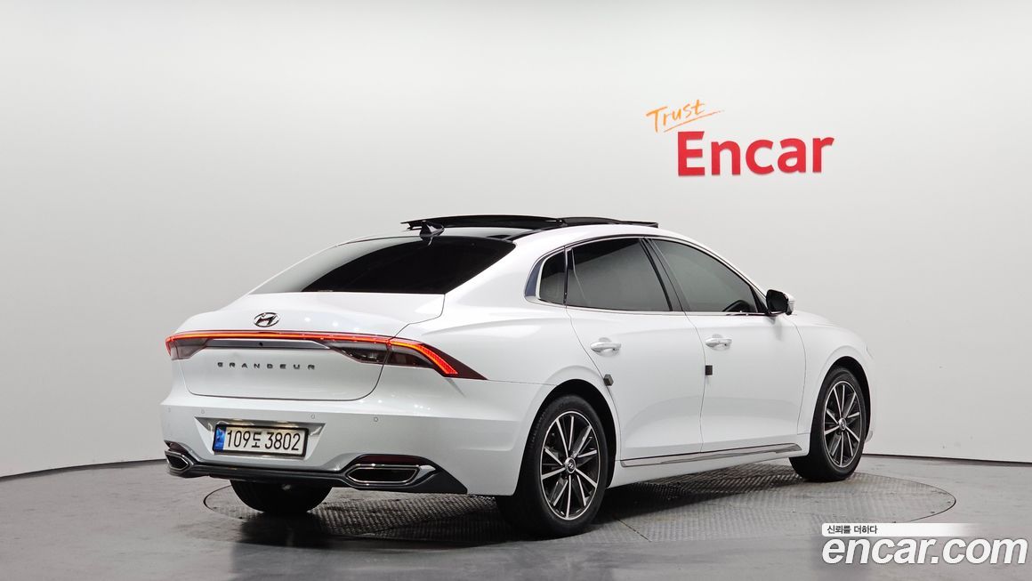 Hyundai Grandeur 2022