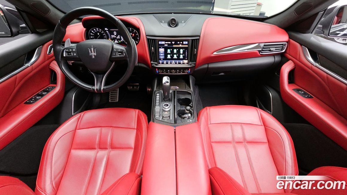 Maserati Levante 2022