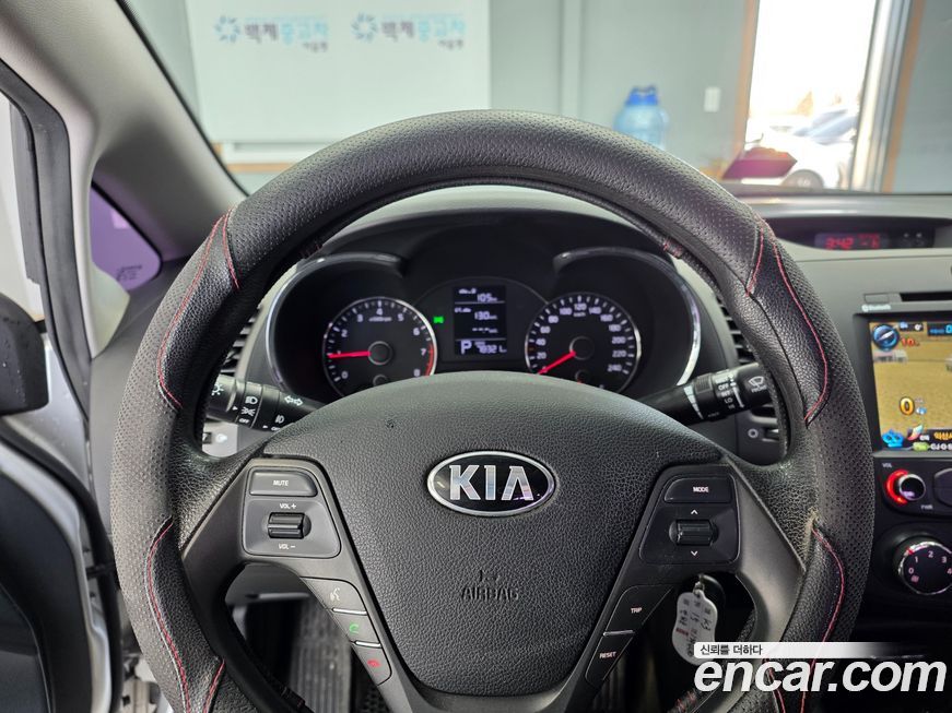 Kia K3 2015