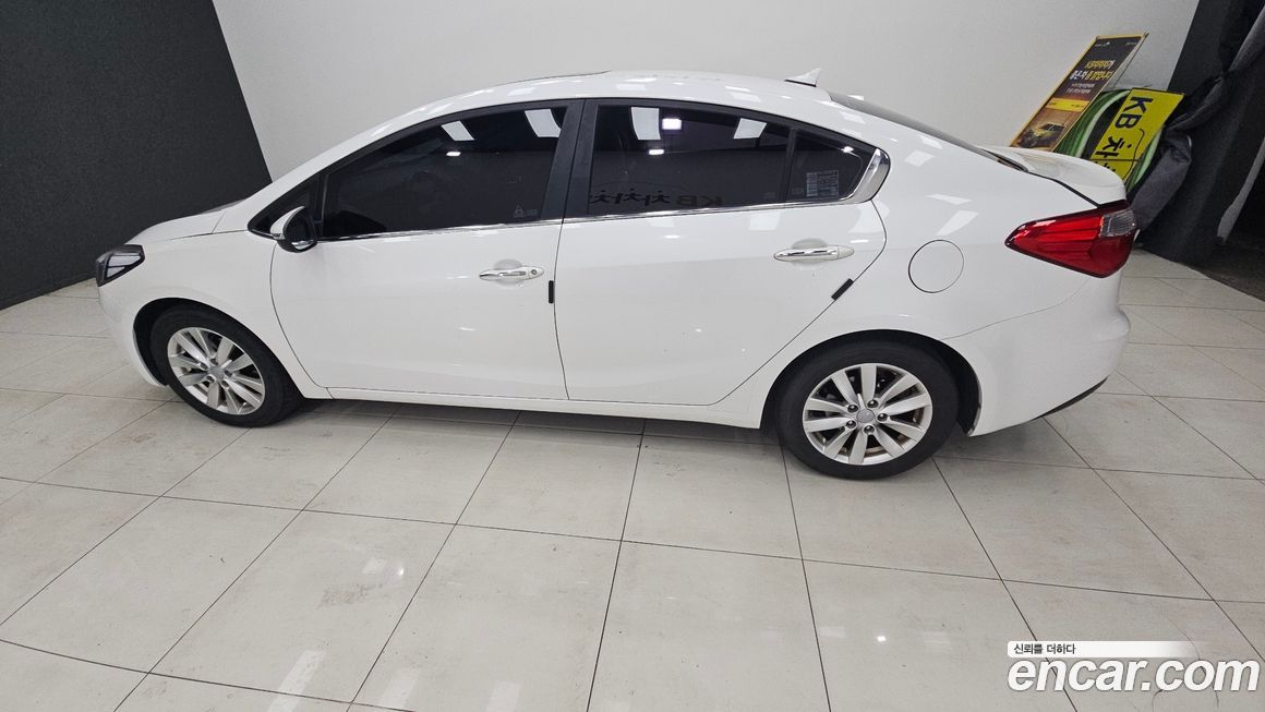 Kia K3 2013