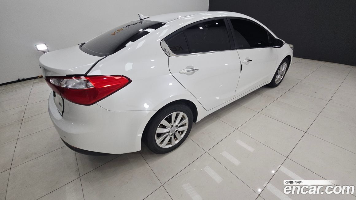 Kia K3 2013