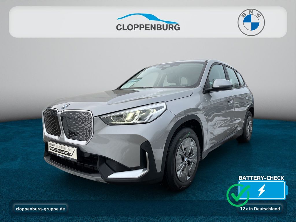 BMW iX1 2024