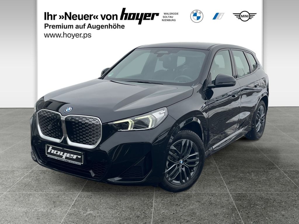 BMW iX1 2025